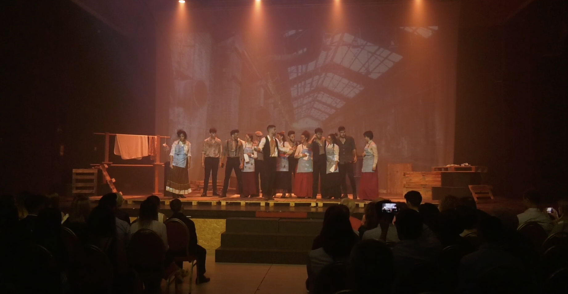 Graduacion alumnos de artes escenicas