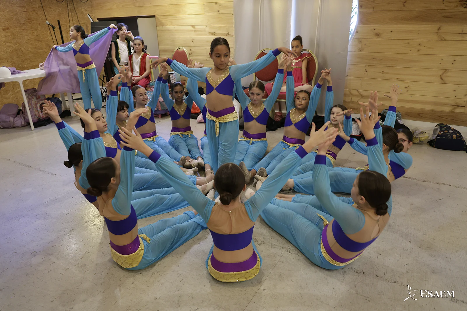 Backstage_Gala_Conservatorio_ESAEM_2024_1489_WEB Logo